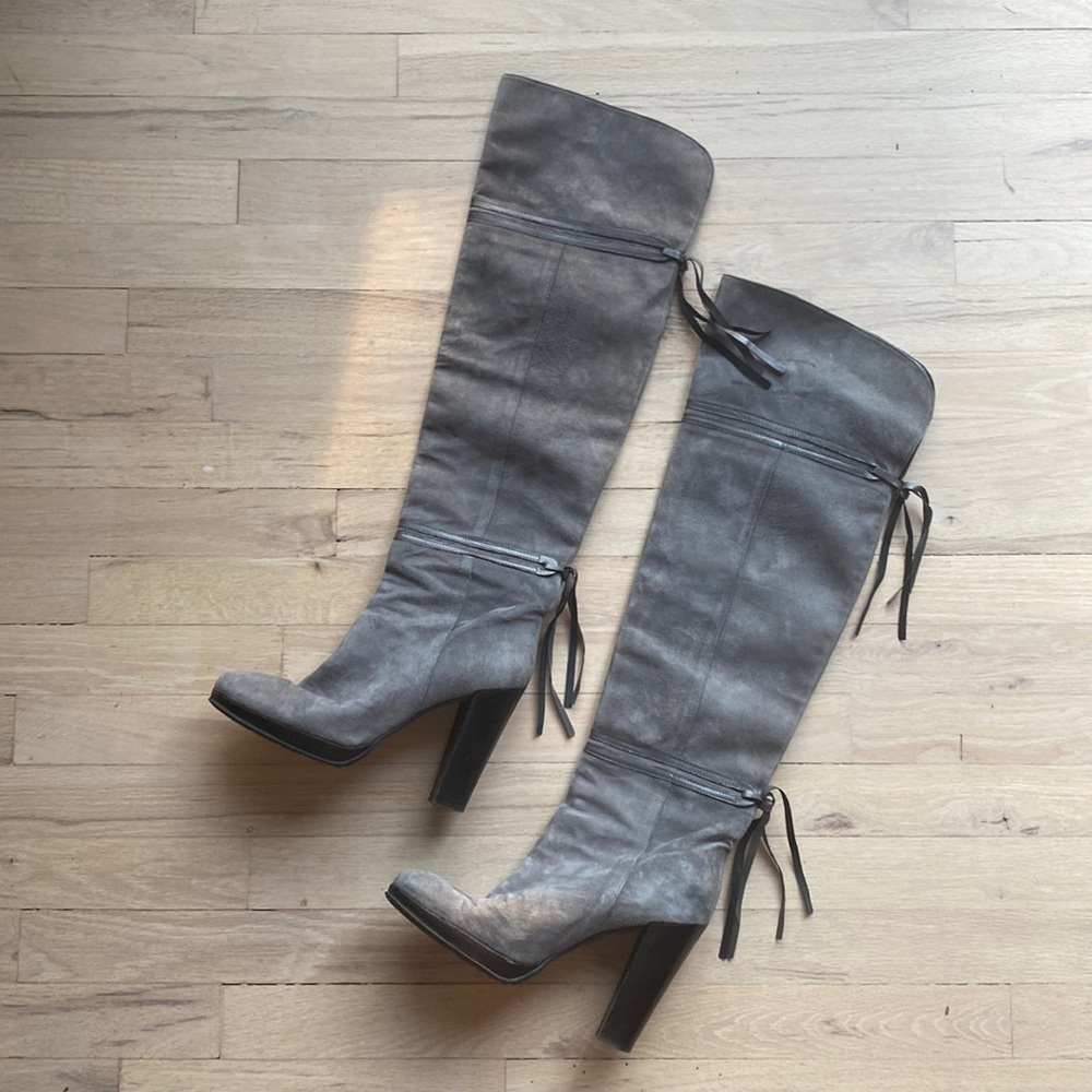 Kenneth Cole Grey Suede & Leather Thigh High Heeled Boots with Fringe